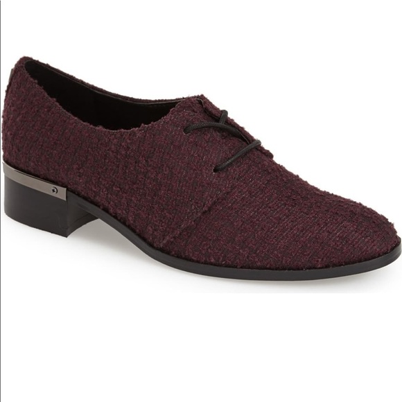 Ivanka Trump Shoes - Ivanka Trump Emale Tweed Oxfords Size 6